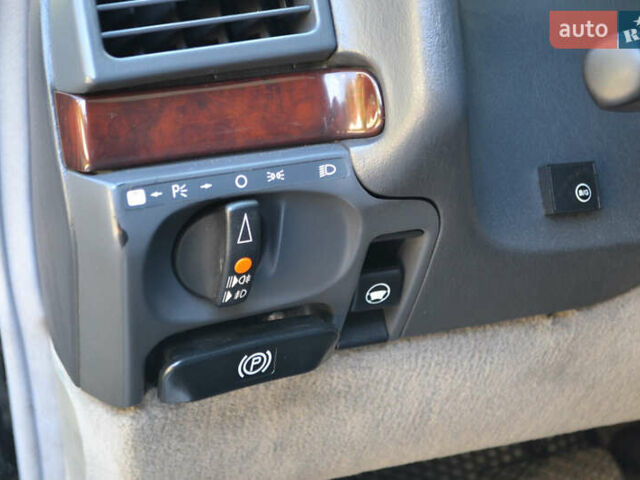 Мерседес С Клас 1998 у Хмельницькому на Automoto.ua Чорний Мерседес С Клас, об'ємом двигуна 5 л та пробігом 279 тис. км за 9900 $, фото 28 на Automoto.ua