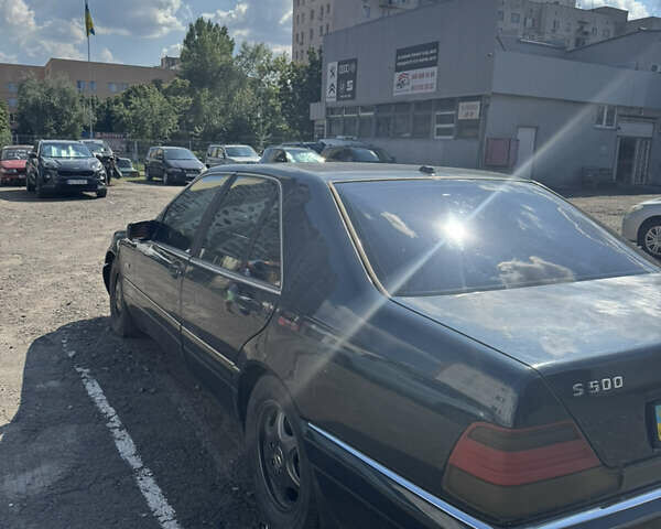 Черный Мерседес С Класс, объемом двигателя 5 л и пробегом 440 тыс. км за 8000 $, фото 3 на Automoto.ua