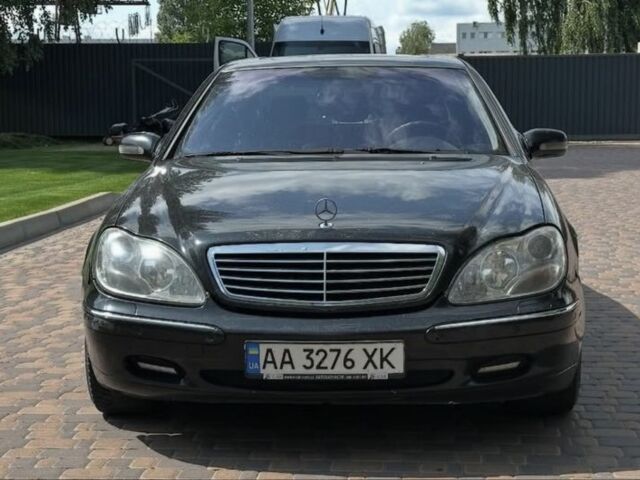Черный Мерседес С Класс, объемом двигателя 5 л и пробегом 500 тыс. км за 1450 $, фото 1 на Automoto.ua