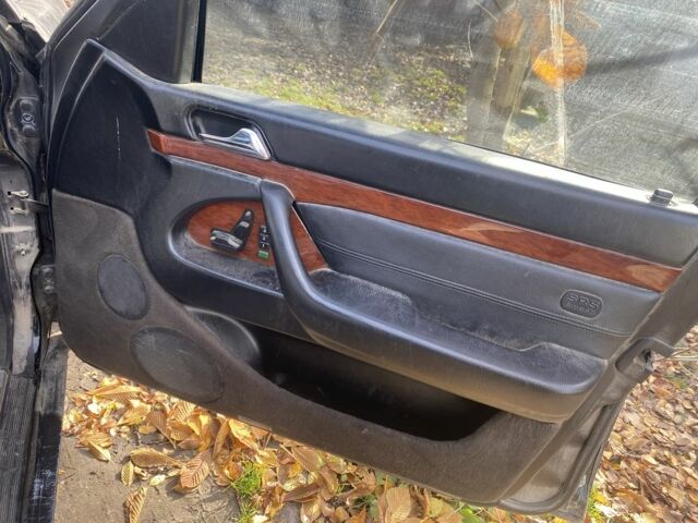 Черный Мерседес С Класс, объемом двигателя 3 л и пробегом 520 тыс. км за 1800 $, фото 16 на Automoto.ua