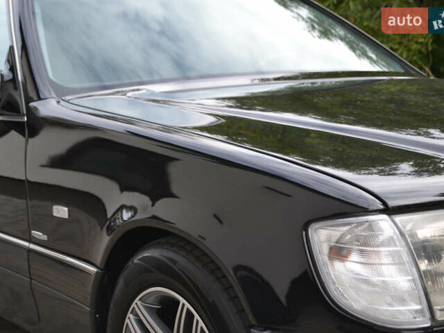 Мерседес С Клас 1998 у Хмельницькому на Automoto.ua Чорний Мерседес С Клас, об'ємом двигуна 5 л та пробігом 279 тис. км за 9900 $, фото 9 на Automoto.ua