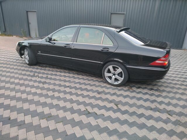 Черный Мерседес С Класс, объемом двигателя 5 л и пробегом 360 тыс. км за 5200 $, фото 17 на Automoto.ua