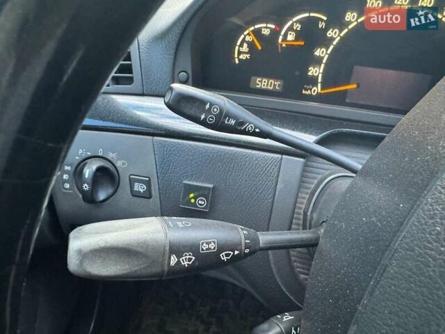 Черный Мерседес С Класс, объемом двигателя 4.97 л и пробегом 299 тыс. км за 6190 $, фото 19 на Automoto.ua