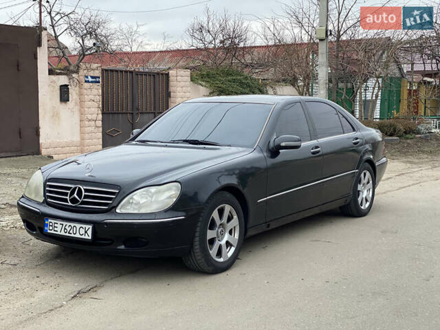 Черный Мерседес С Класс, объемом двигателя 5 л и пробегом 299 тыс. км за 4200 $, фото 24 на Automoto.ua