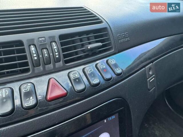Чорний Мерседес С Клас, об'ємом двигуна 4.97 л та пробігом 299 тис. км за 6190 $, фото 22 на Automoto.ua