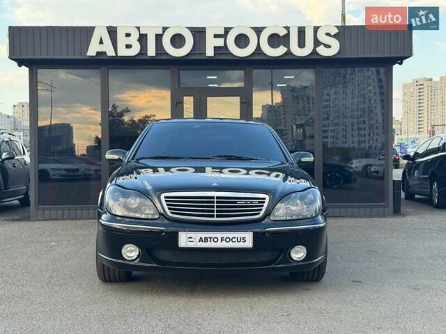 Черный Мерседес С Класс, объемом двигателя 4.97 л и пробегом 299 тыс. км за 6190 $, фото 2 на Automoto.ua
