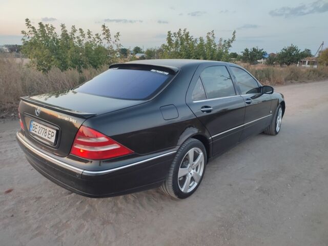 Черный Мерседес С Класс, объемом двигателя 5 л и пробегом 360 тыс. км за 5200 $, фото 3 на Automoto.ua