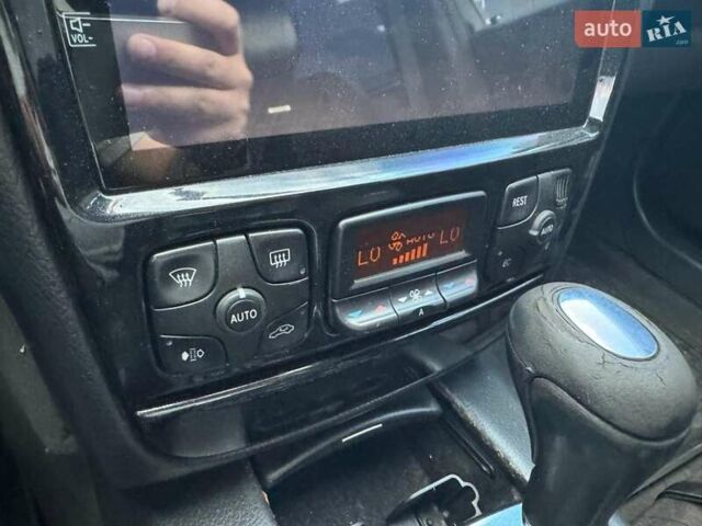 Чорний Мерседес С Клас, об'ємом двигуна 4.97 л та пробігом 299 тис. км за 6190 $, фото 25 на Automoto.ua