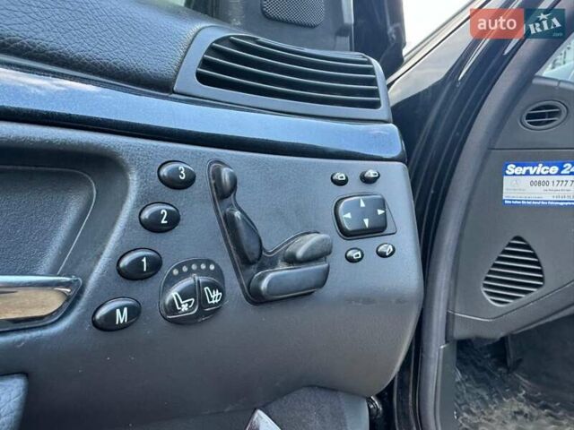 Черный Мерседес С Класс, объемом двигателя 4.97 л и пробегом 299 тыс. км за 6190 $, фото 15 на Automoto.ua