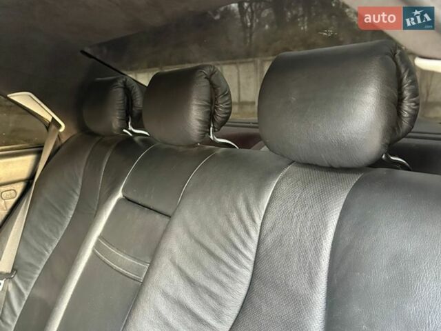 Черный Мерседес С Класс, объемом двигателя 4.3 л и пробегом 392 тыс. км за 3900 $, фото 14 на Automoto.ua