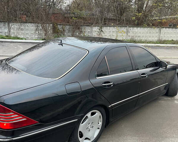 Черный Мерседес С Класс, объемом двигателя 3.22 л и пробегом 390 тыс. км за 5700 $, фото 2 на Automoto.ua