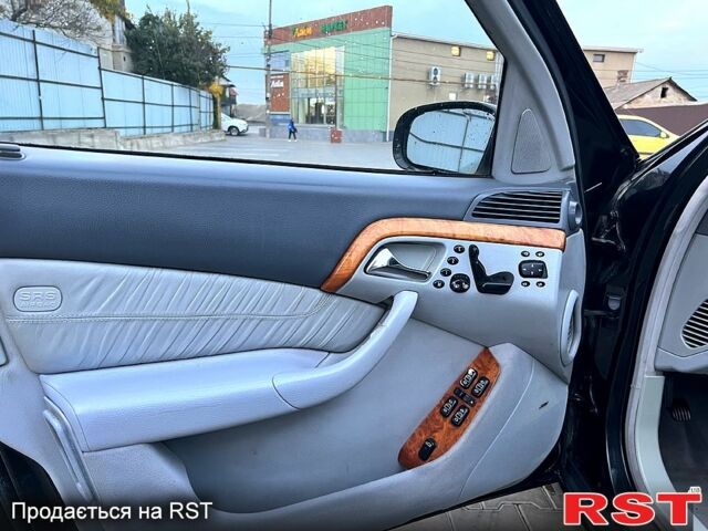 Мерседес С Клас 2000 у Одесі на Automoto.ua Чорний Мерседес С Клас, об'ємом двигуна 5 л та пробігом 0 тис. км за 4500 $, фото 5 на Automoto.ua