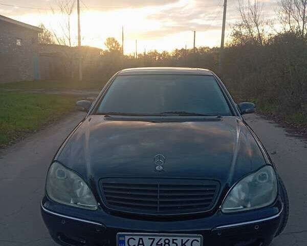 Черный Мерседес С Класс, объемом двигателя 4.97 л и пробегом 380 тыс. км за 5100 $, фото 6 на Automoto.ua