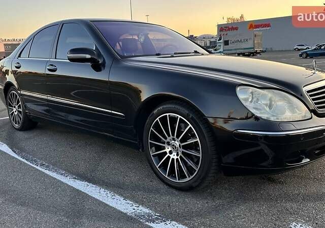 Чорний Мерседес С Клас, об'ємом двигуна 4 л та пробігом 400 тис. км за 7000 $, фото 2 на Automoto.ua
