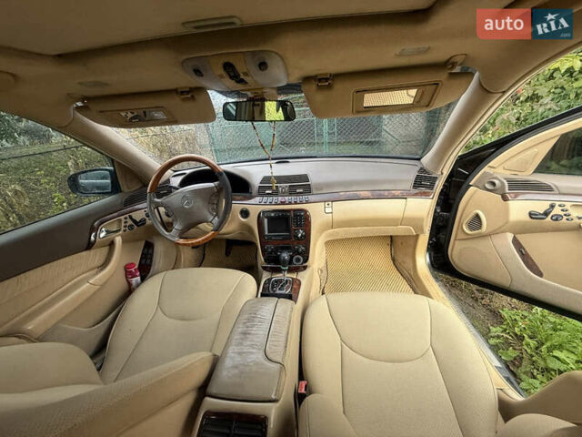 Черный Мерседес С Класс, объемом двигателя 5 л и пробегом 355 тыс. км за 4400 $, фото 12 на Automoto.ua