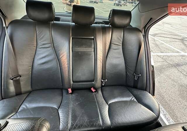 Чорний Мерседес С Клас, об'ємом двигуна 4 л та пробігом 400 тис. км за 7000 $, фото 10 на Automoto.ua