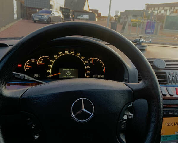 Черный Мерседес С Класс, объемом двигателя 3.2 л и пробегом 400 тыс. км за 4500 $, фото 7 на Automoto.ua