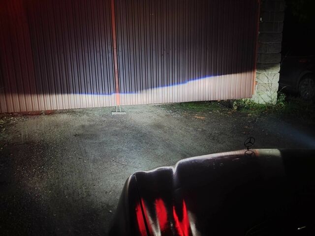 Чорний Мерседес С Клас, об'ємом двигуна 3.2 л та пробігом 430 тис. км за 4500 $, фото 11 на Automoto.ua