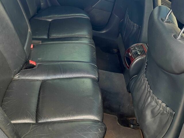 Чорний Мерседес С Клас, об'ємом двигуна 3.2 л та пробігом 430 тис. км за 4500 $, фото 5 на Automoto.ua