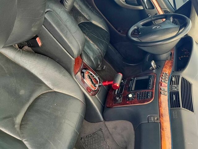 Чорний Мерседес С Клас, об'ємом двигуна 3.2 л та пробігом 430 тис. км за 4500 $, фото 6 на Automoto.ua