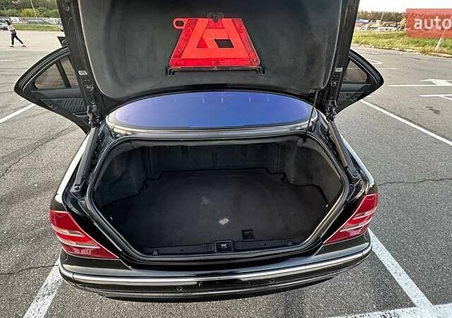 Чорний Мерседес С Клас, об'ємом двигуна 4 л та пробігом 400 тис. км за 7000 $, фото 6 на Automoto.ua