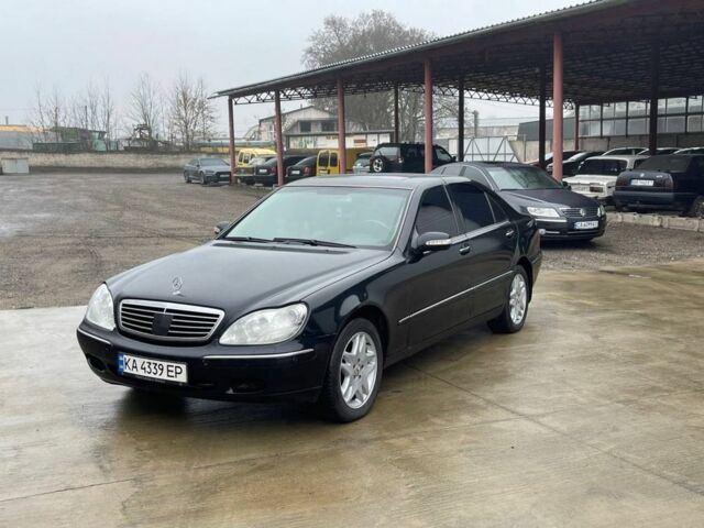 Черный Мерседес С Класс, объемом двигателя 5 л и пробегом 250 тыс. км за 3500 $, фото 2 на Automoto.ua