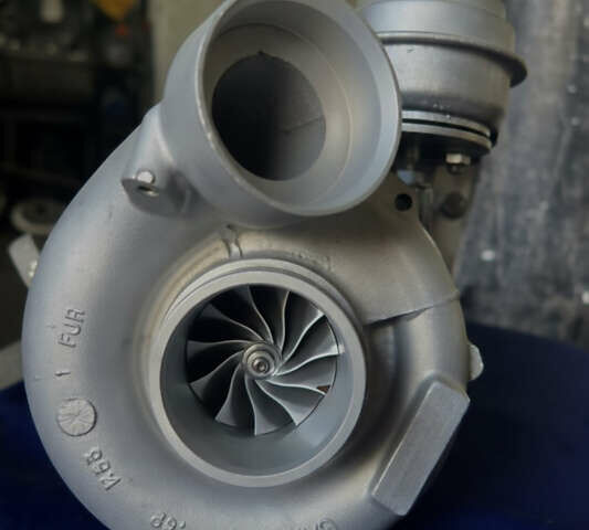 Черный Мерседес С Класс, объемом двигателя 3.2 л и пробегом 520 тыс. км за 6900 $, фото 26 на Automoto.ua