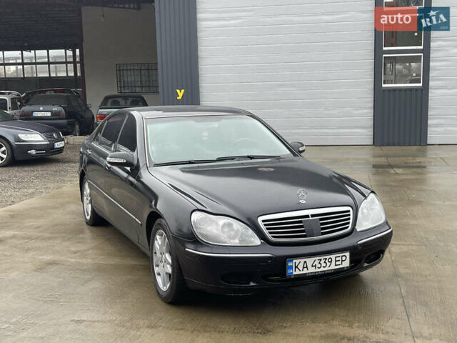 Черный Мерседес С Класс, объемом двигателя 4.97 л и пробегом 300 тыс. км за 3550 $, фото 6 на Automoto.ua