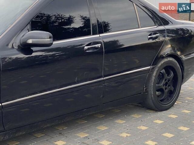 Черный Мерседес С Класс, объемом двигателя 3.22 л и пробегом 400 тыс. км за 2999 $, фото 5 на Automoto.ua