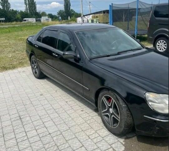 Чорний Мерседес С Клас, об'ємом двигуна 5.5 л та пробігом 250 тис. км за 2800 $, фото 6 на Automoto.ua