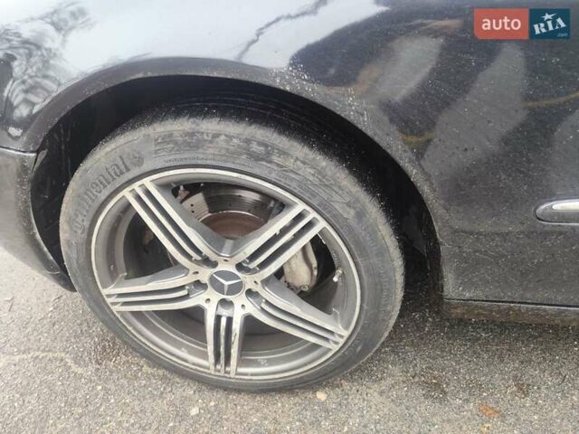 Черный Мерседес С Класс, объемом двигателя 5 л и пробегом 477 тыс. км за 4000 $, фото 10 на Automoto.ua