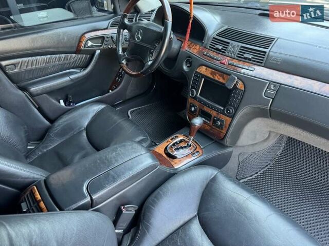 Черный Мерседес С Класс, объемом двигателя 3.2 л и пробегом 545 тыс. км за 9250 $, фото 90 на Automoto.ua