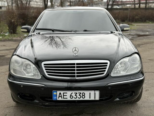 Черный Мерседес С Класс, объемом двигателя 5 л и пробегом 279 тыс. км за 3950 $, фото 5 на Automoto.ua
