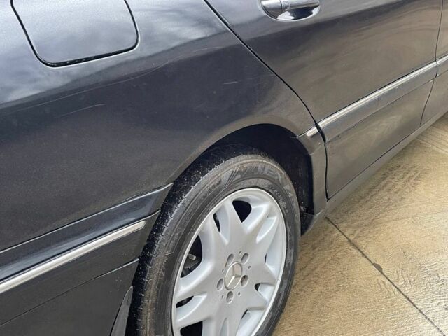 Черный Мерседес С Класс, объемом двигателя 5 л и пробегом 250 тыс. км за 3500 $, фото 11 на Automoto.ua