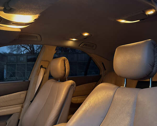 Черный Мерседес С Класс, объемом двигателя 3.2 л и пробегом 520 тыс. км за 6900 $, фото 13 на Automoto.ua