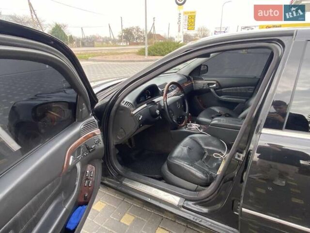 Черный Мерседес С Класс, объемом двигателя 3.22 л и пробегом 400 тыс. км за 2999 $, фото 1 на Automoto.ua