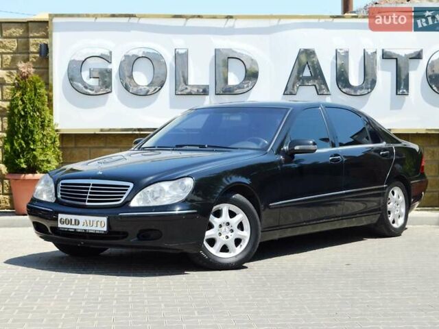 Черный Мерседес С Класс, объемом двигателя 5 л и пробегом 230 тыс. км за 5999 $, фото 5 на Automoto.ua
