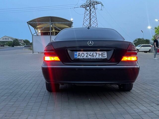 Чорний Мерседес С Клас, об'ємом двигуна 3.2 л та пробігом 375 тис. км за 4200 $, фото 18 на Automoto.ua