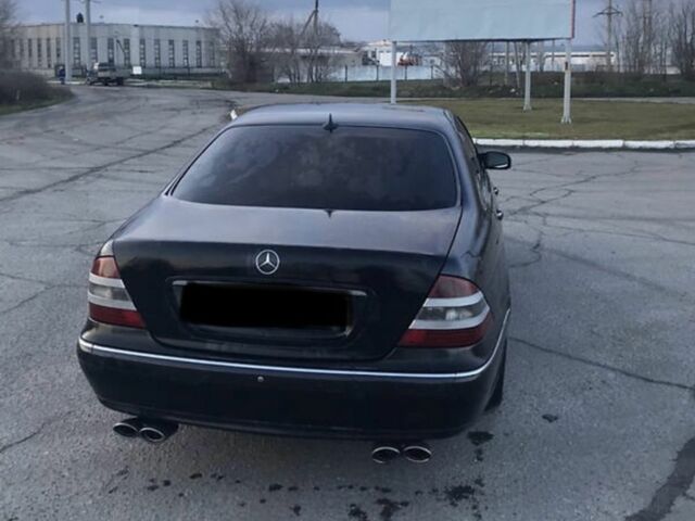 Черный Мерседес С Класс, объемом двигателя 0 л и пробегом 330 тыс. км за 2500 $, фото 2 на Automoto.ua