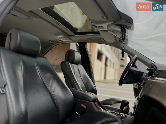 Чорний Мерседес С Клас, об'ємом двигуна 5 л та пробігом 280 тис. км за 7777 $, фото 21 на Automoto.ua