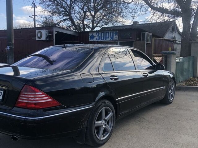 Чорний Мерседес С Клас, об'ємом двигуна 5.8 л та пробігом 311 тис. км за 3900 $, фото 3 на Automoto.ua