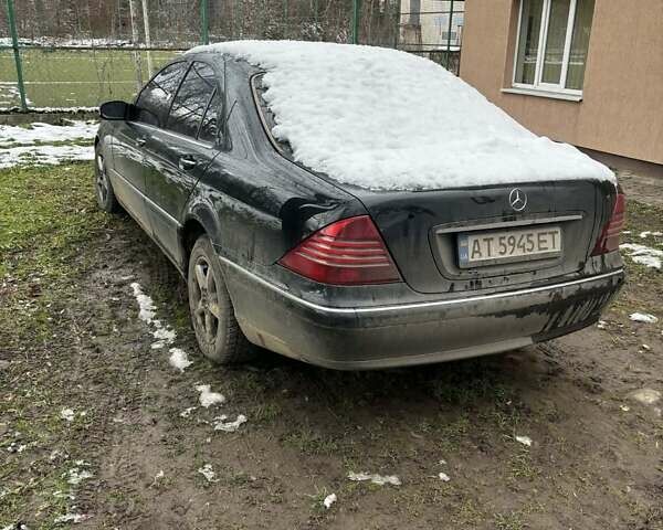 Черный Мерседес С Класс, объемом двигателя 4.2 л и пробегом 300 тыс. км за 4200 $, фото 11 на Automoto.ua