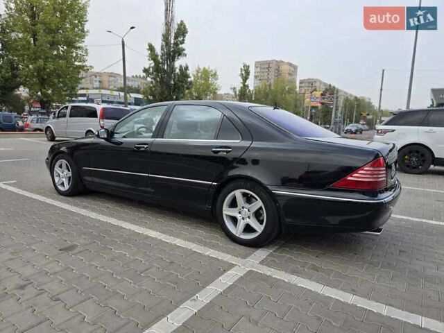 Черный Мерседес С Класс, объемом двигателя 5 л и пробегом 255 тыс. км за 7900 $, фото 13 на Automoto.ua