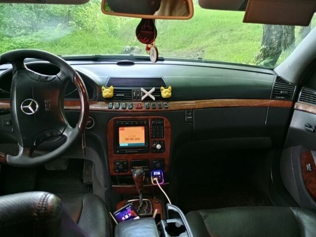 Чорний Мерседес С Клас, об'ємом двигуна 3.2 л та пробігом 170 тис. км за 5000 $, фото 8 на Automoto.ua