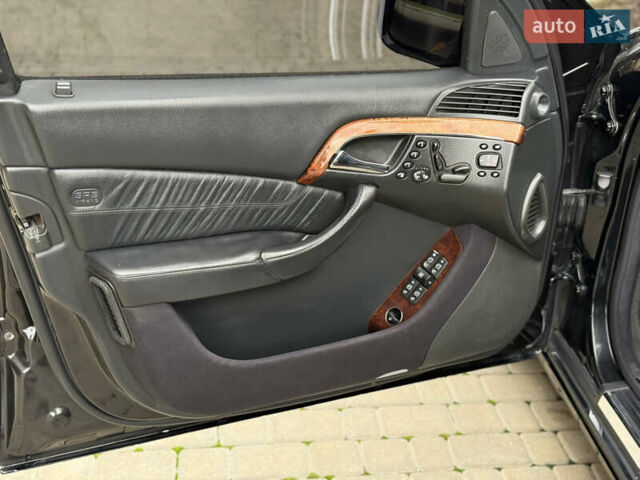 Черный Мерседес С Класс, объемом двигателя 3.2 л и пробегом 360 тыс. км за 6500 $, фото 14 на Automoto.ua
