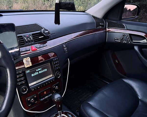 Чорний Мерседес С Клас, об'ємом двигуна 5 л та пробігом 277 тис. км за 7777 $, фото 5 на Automoto.ua