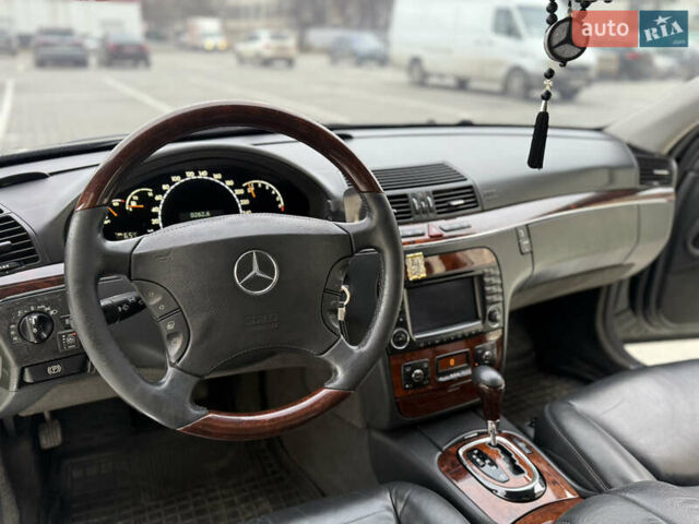 Чорний Мерседес С Клас, об'ємом двигуна 5 л та пробігом 280 тис. км за 7777 $, фото 22 на Automoto.ua