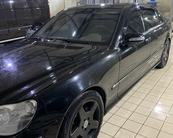 Черный Мерседес С Класс, объемом двигателя 4.97 л и пробегом 340 тыс. км за 7000 $, фото 6 на Automoto.ua