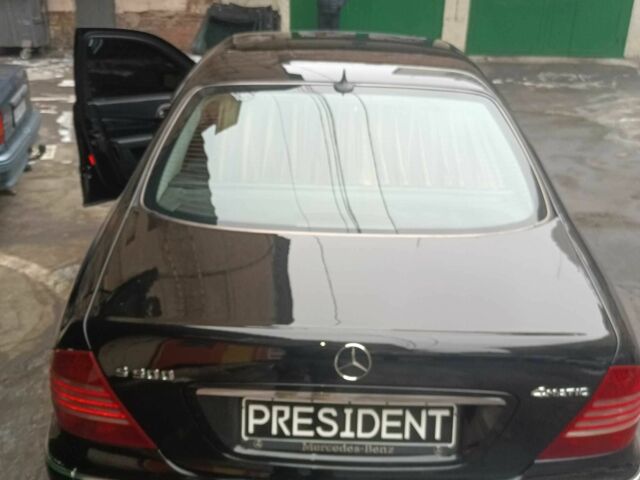 Черный Мерседес С Класс, объемом двигателя 5 л и пробегом 432 тыс. км за 8800 $, фото 2 на Automoto.ua