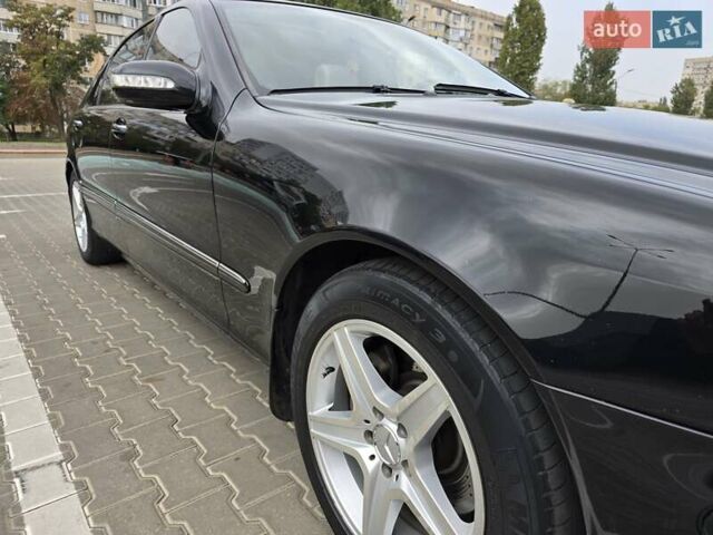 Черный Мерседес С Класс, объемом двигателя 5 л и пробегом 255 тыс. км за 7900 $, фото 8 на Automoto.ua